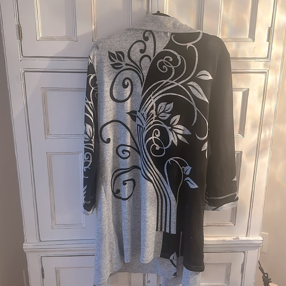 Lightweight Floral Pattern Jacket By "Orange" - image 2